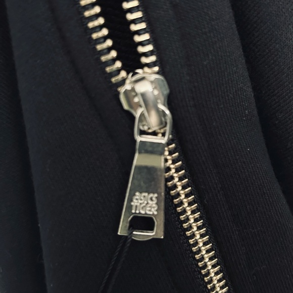 BNWT MEN'S ASICS TIGER HOODIE SWEATSHIRT FULL ZIP BLACK US SIZE SMALL (S) - Picture 10 of 11